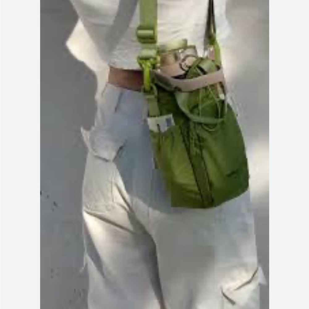 CALPAK Water bottle Holder